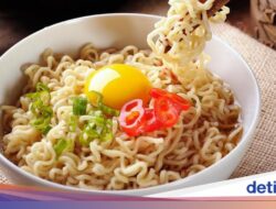 Kenapa Mie Instan Tetap Laris Meski Sering Disebut Tak Sehat?