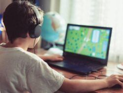 Benarkah Main Game Bikin Otak Awet Muda? Ini Risetnya